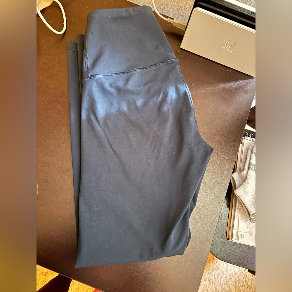 90 degree navy leggings. Size small